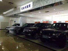 美規(guī)路虎攬勝汽油5.0創(chuàng)世四座加長(zhǎng)展廳現(xiàn)車(chē)