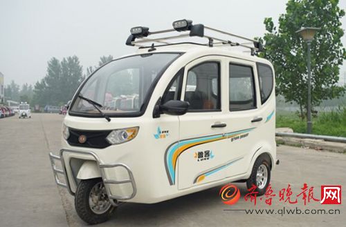 鄭州電動(dòng)車展，魯客篷車現(xiàn)場(chǎng)人氣火爆(圖4)